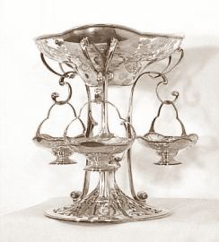 silver epergne, London 1912