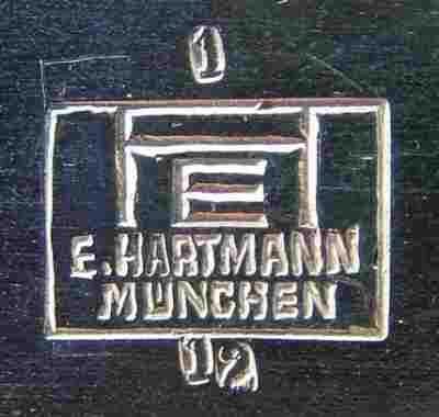 Mark with  the inscription  E.H.  together with the inscription E.HARTMANN MUENCHEN